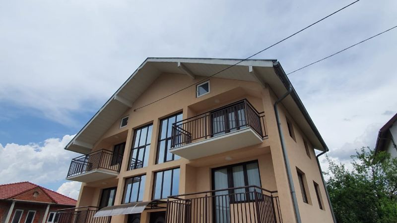 Na prodaju kuća u Sokobanji od 200m2 sa 6 apartmana!